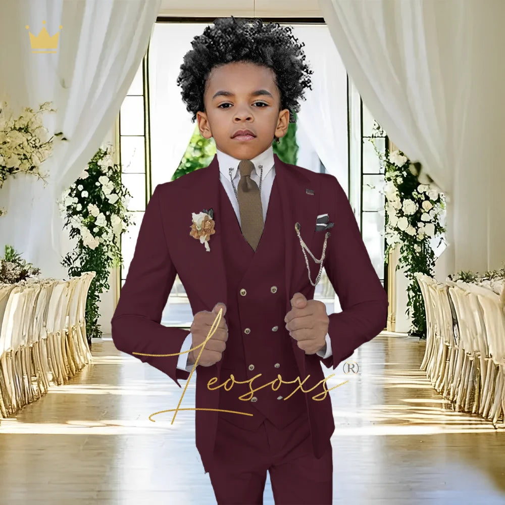 Elegant White 3-Piece Suit for Boys – Classic Peak Lapel Tuxedo, Suitable for Performances and Festive Attire.