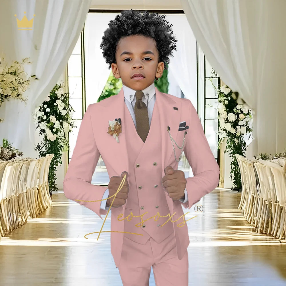 Elegant White 3-Piece Suit for Boys – Classic Peak Lapel Tuxedo, Suitable for Performances and Festive Attire.