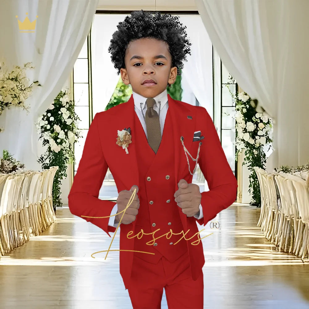 Elegant White 3-Piece Suit for Boys – Classic Peak Lapel Tuxedo, Suitable for Performances and Festive Attire.